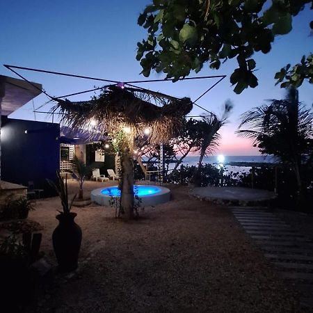 Habitacion Y Alberca Frente Al Mar Lerma Ngoại thất bức ảnh